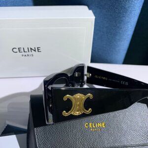 Like New Celine CL40282U Sunglasses | Black Triomphe Logo